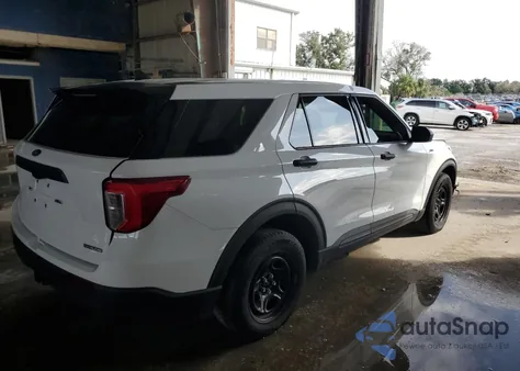 2020 Ford Explorer Police Interceptor z USA, uszkodzony, nr VIN 1FM5K8AB1LGC62664